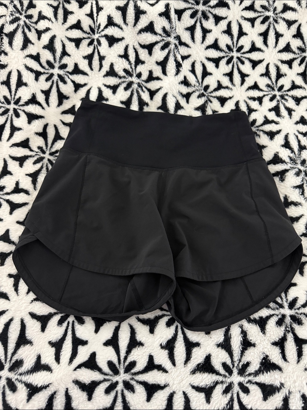lululemon athletica Black High-Rise Athletic Speed Up Shorts